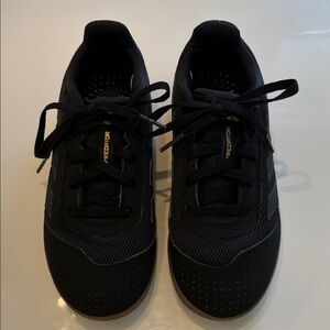 Adidas Predator kids youth indoor soccer shoes